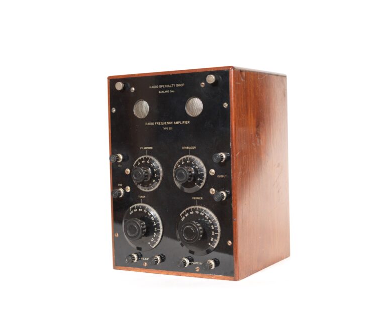 Early Radios & Loudspeakers - TechnoGallerie