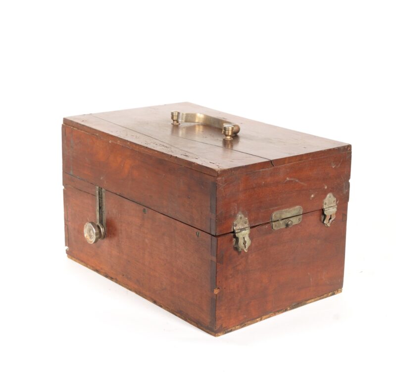 C. 1890 Emilio Balzarini 30-Cell Electro-Shock Apparatus