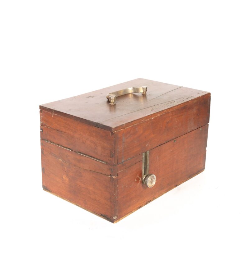 C. 1890 Emilio Balzarini 30-Cell Electro-Shock Apparatus