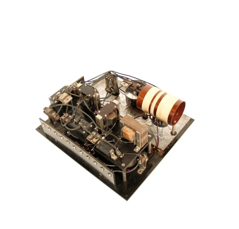 1923 Bristol Model D Radio With Matching Bristol Audiophone Horn Speaker