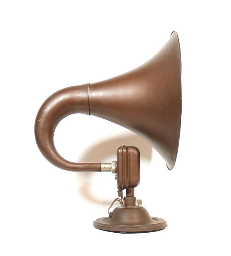 1923 Bristol Model D Radio With Matching Bristol Audiophone Horn Speaker