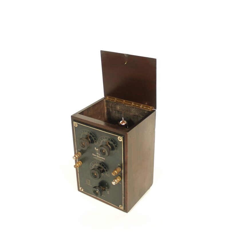 1923 RCA Radiola Special In Limited Edition Mahogany Cabinet